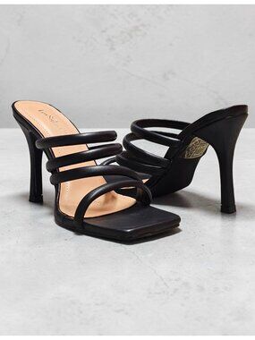 Strappy Black High Heel Sandals With Square Toe Design For Women